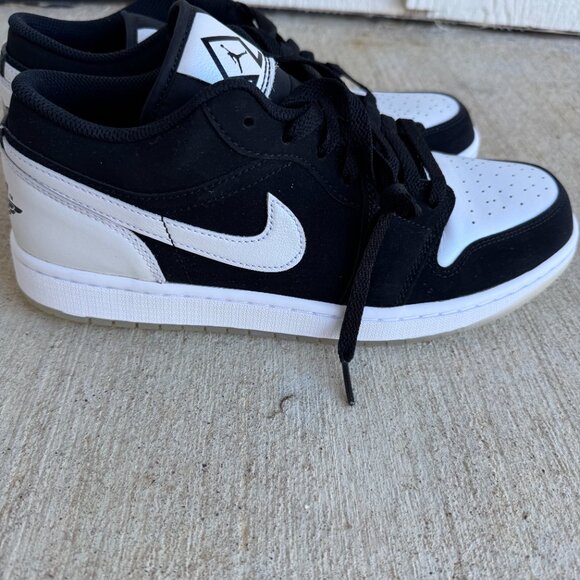 Air Jordan 1 Low SE - Picture 5 of 9